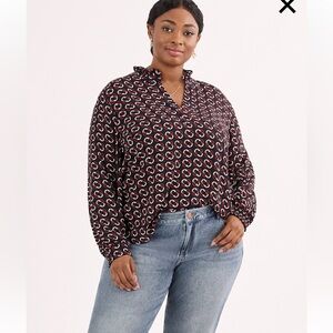 Stylish Black and Red Patterned Women's Top